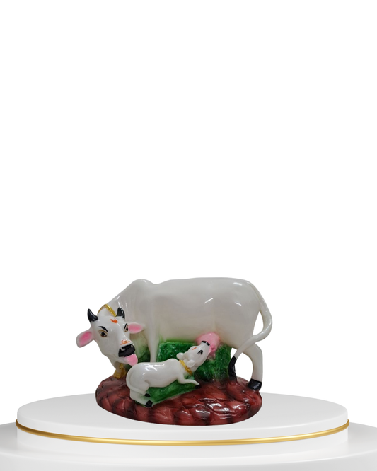 7" White Resin Cow & Calf Idol