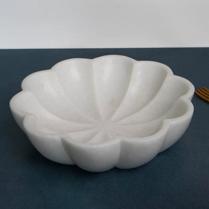 Front view of handcrafted white marble fruit bowl by Rajasthani Duniyaa